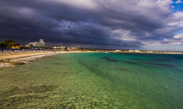 Żółty alert pogodowy na Cyprze – nadciąga Alexandros