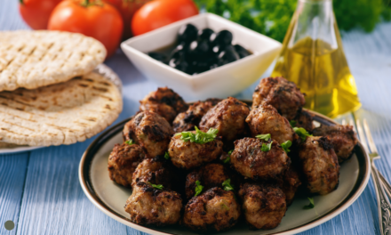Keftedes – tradycyjne śródziemnomorskie kotlety