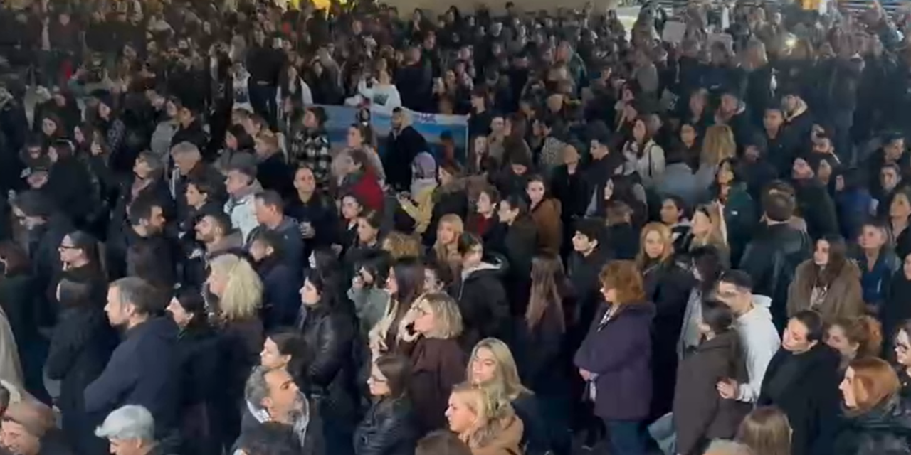 Cypr: Tysiące protestują w rocznicę tragedii w Tempi