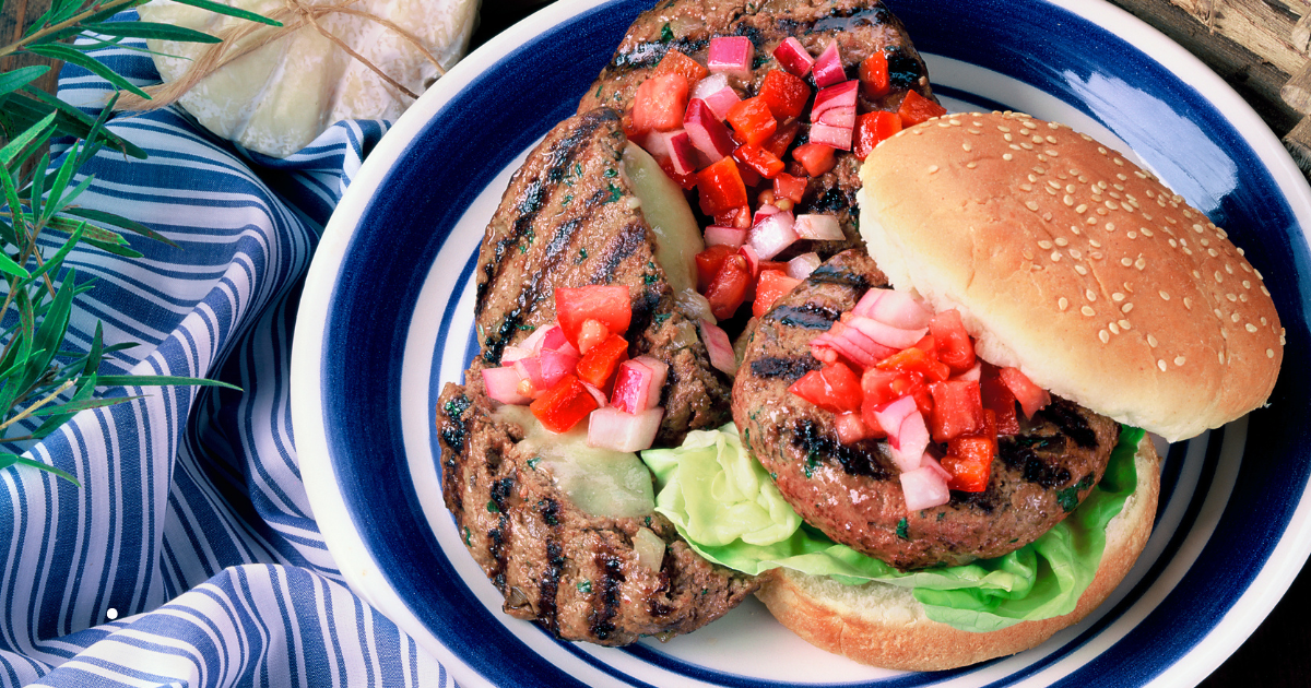 Przepis na bifteki – greckie kotlety mielone